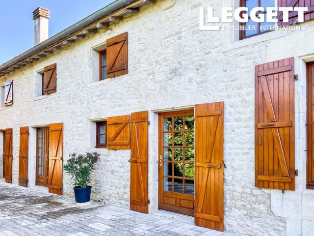 Maison vente à Saint-Jean-d'Angély, Saint-martin-de-juillers