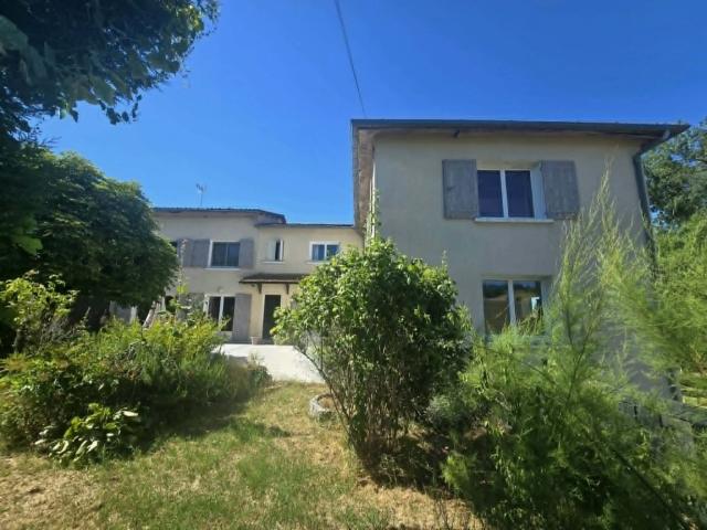 Maison vente à Angoulême, Chalais