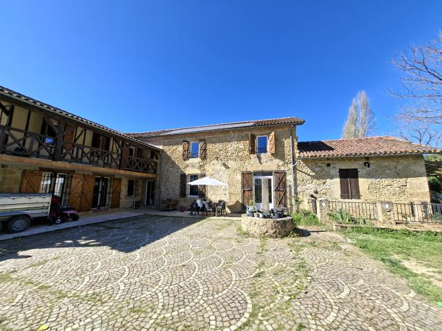 Maison vente à Mirande
