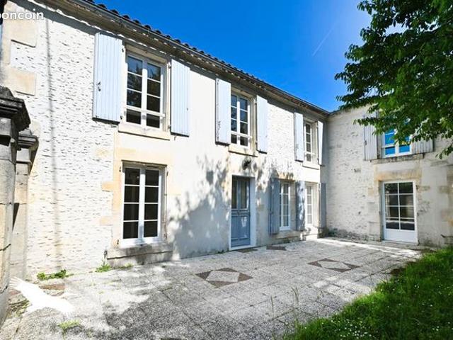 Maison vente à Cognac