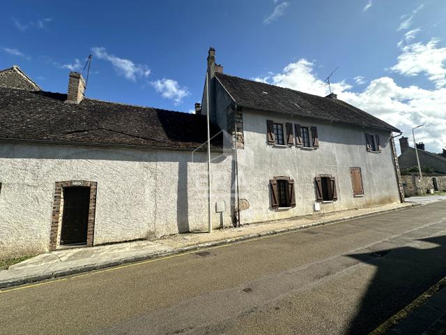 Maison vente à Sens, Chaumont