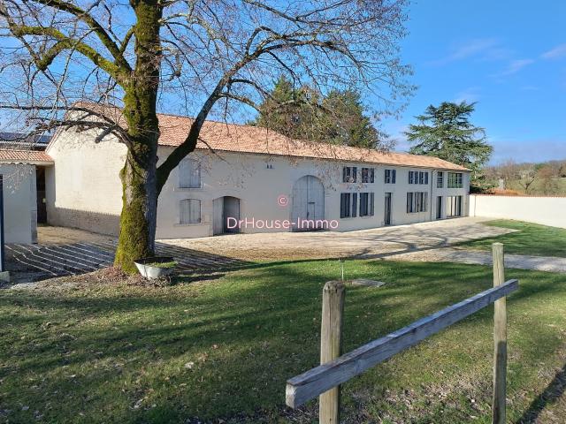 Maison vente à Condéon
