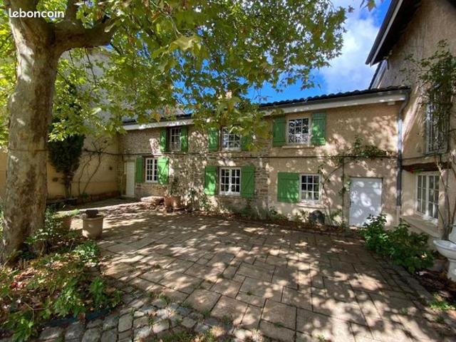 Maison vente à Villefranche-sur-Saône, Rhône