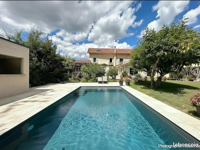 Maison vente à La Tour-du-Pin, La Tour-du-pin