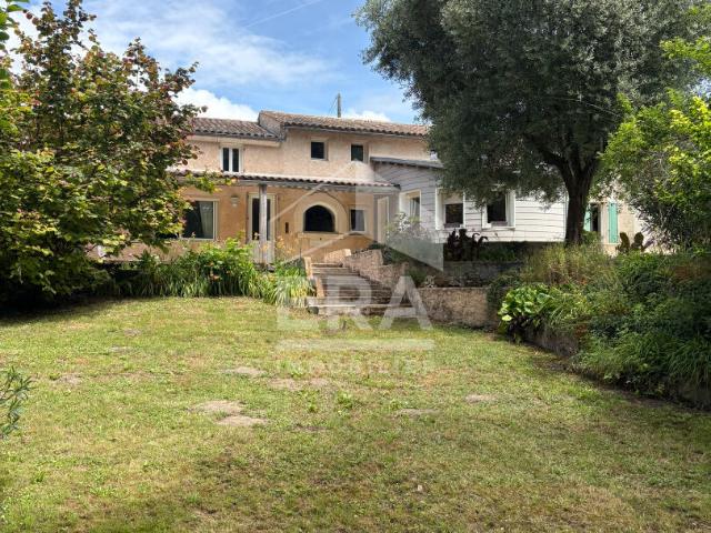 Maison vente à Saintes