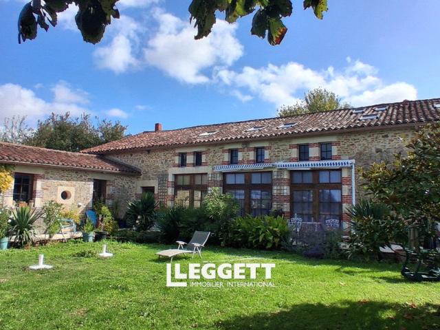 Maison vente à Fontenay-le-Comte, Bazoges-en-pareds