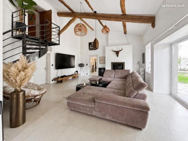 Maison vente à Saint-Jean-d'Angély, Brizambourg