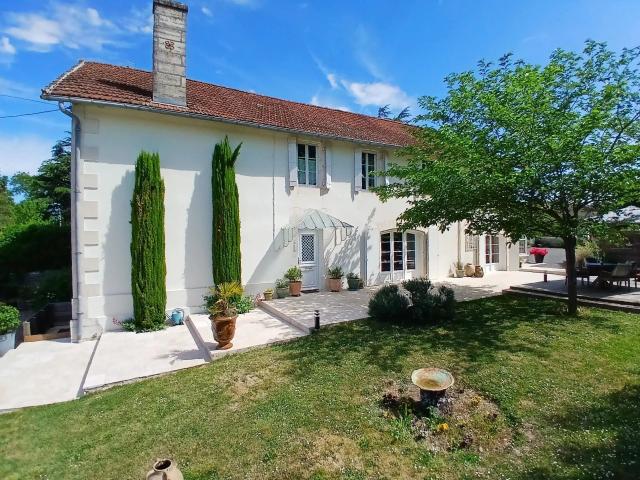 Maison vente à Angoulême, Villebois-lavalette