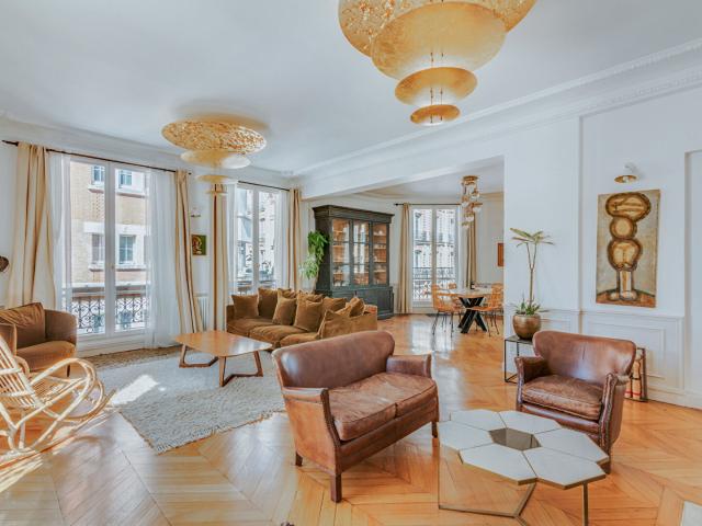 Maison vente à Paris, Île-de-France