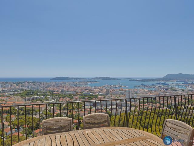 Maison vente à Arrondissement de Toulon, Toulon