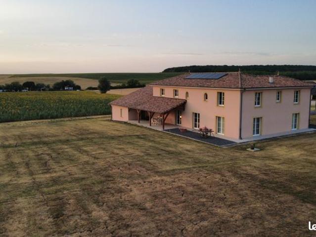 Maison vente à Louvigny, Pyrénées-Atlantiques