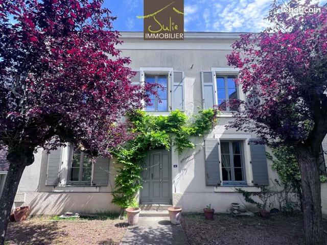 Maison vente à Bressuire, Argenton-château