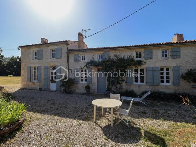 Maison vente à Saintes, Corme-royal