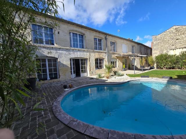 Maison vente à Cognac