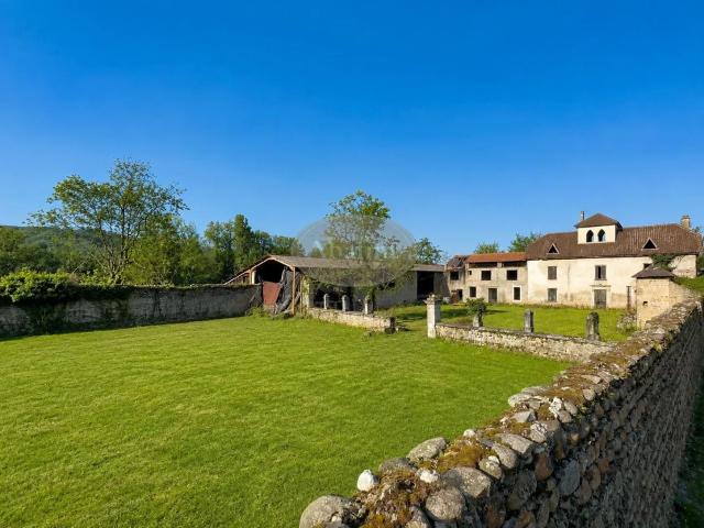 Maison vente à Bagnères-de-Bigorre, Montgaillard