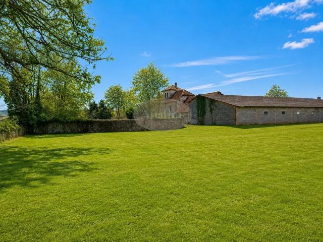 Maison vente à Bagnères-de-Bigorre, Montgaillard