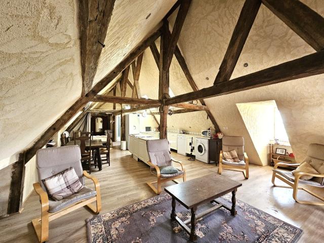 Maison vente à Montluçon, Couleuvre