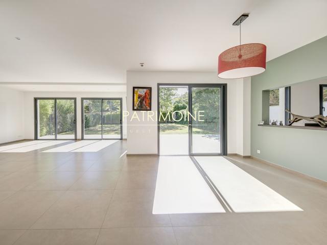 Maison vente à Saint-Germain-en-Laye, Saint-germain-en-laye
