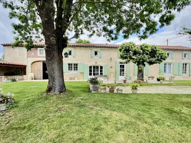 Maison vente à Aumagne, Charente-Maritime
