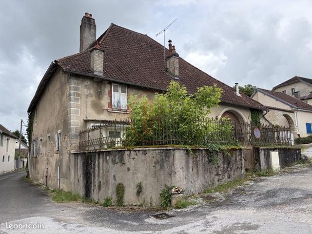Maison vente à Besançon, Saint-vit