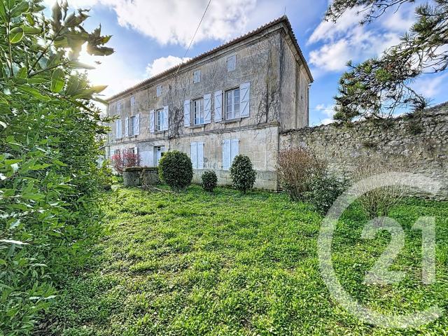 Maison vente à Angoulême, Roullet-saint-estèphe