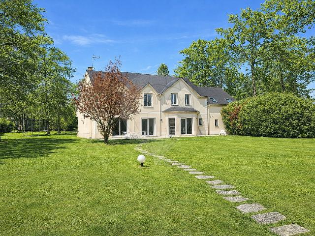 Maison vente à Senlis, Chantilly