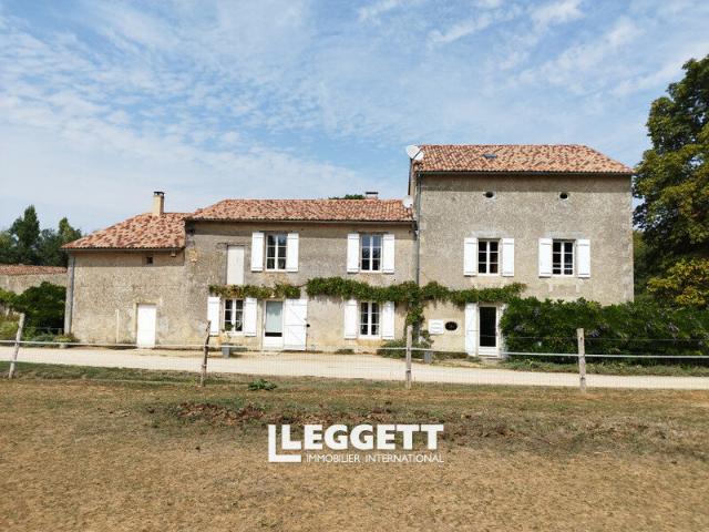 Maison vente à Montmorillon, Nouvelle-Aquitaine