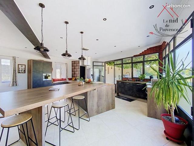 Maison vente à Carpentras, Althen-des-paluds