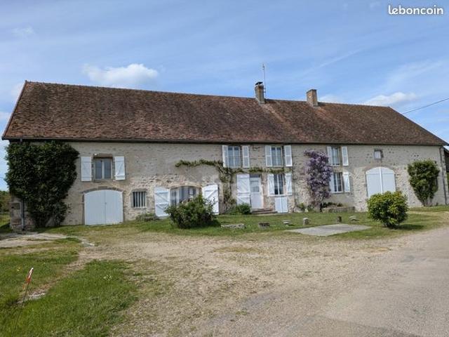 Maison vente à Montbard, Saulieu