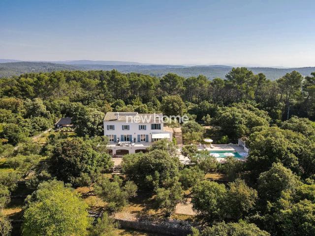 Maison vente à Brignoles, Le Thoronet
