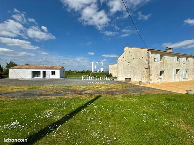 Maison vente à Loire-les-marais