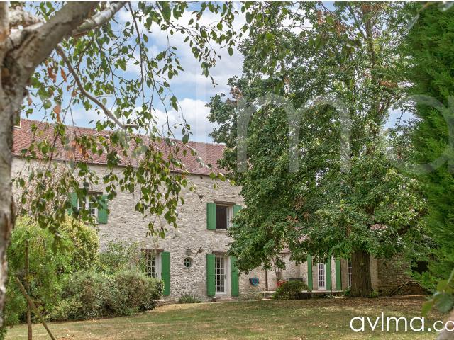 Maison vente à Saint-Germain-en-Laye, Crespières