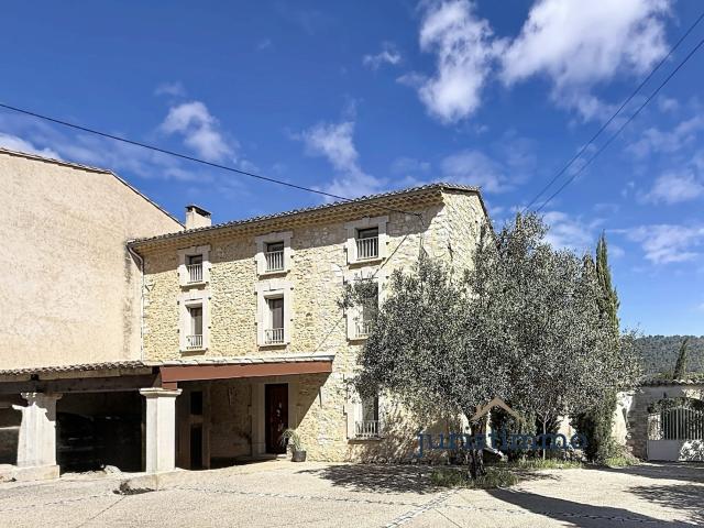 Maison vente à Carpentras, Sablet