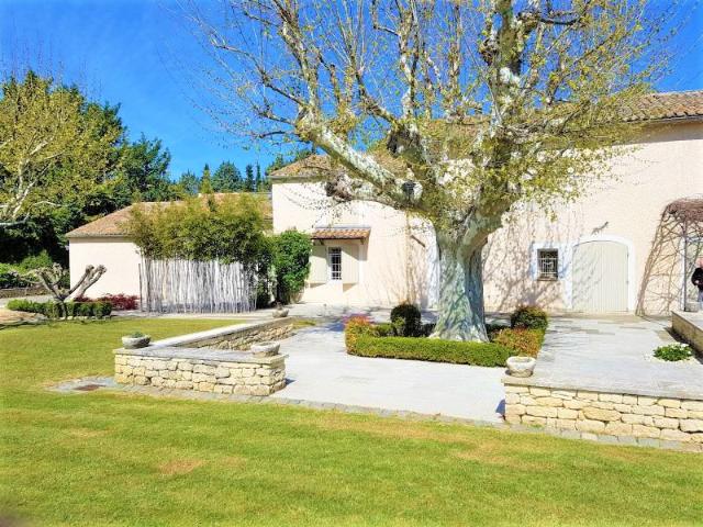 Maison vente à Apt, Cheval-blanc