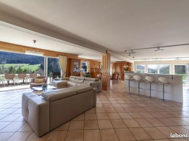 Maison vente à Pontarlier, Morteau