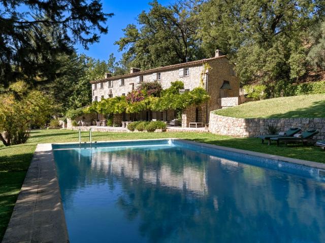 Maison vente à Grasse, Châteauneuf-grasse