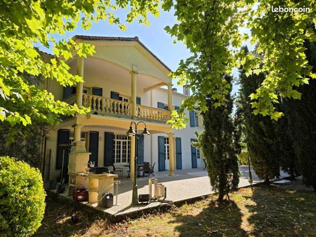 Maison vente à Confolens, Mazerolles