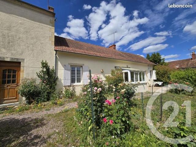 Maison vente à Saint-Amand-Montrond, Sancoins