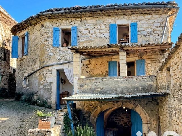 Maison vente à Nîmes, Lussan