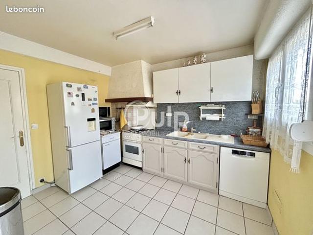Maison vente à Lille, Provin