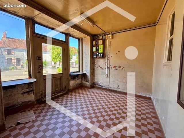 Maison vente à Cosne-Cours-sur-Loire, Saint-amand-en-puisaye