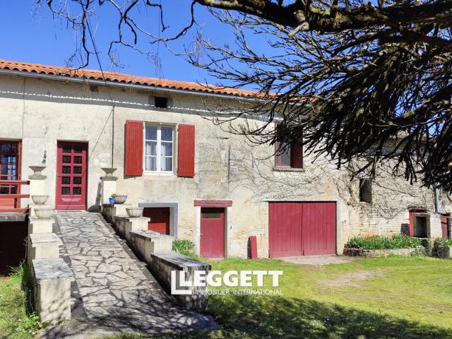Maison vente à Confolens, Aunac