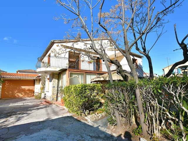 Villa vente à Arrondissement de Toulon, La Garde