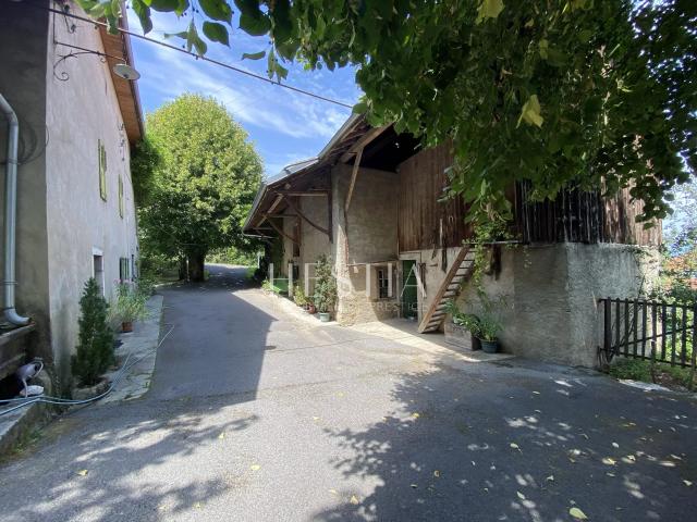 Maison vente à Broÿs, La Roche-sur-Foron