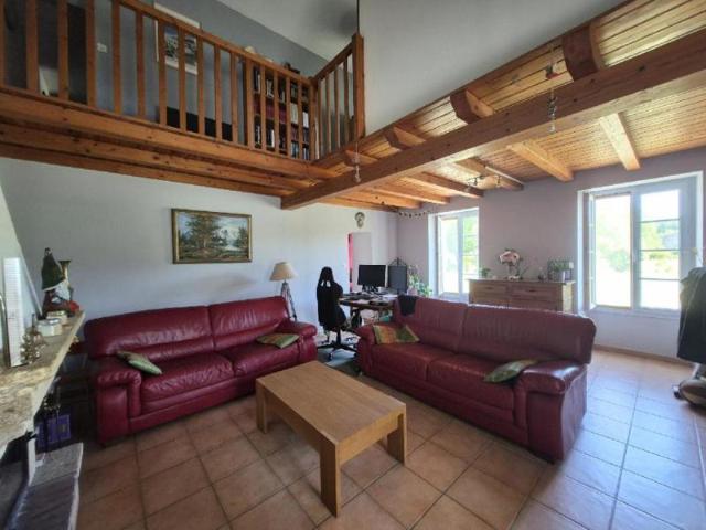 Maison vente à Saint-Jean-d'Angély, Saint-pardoult