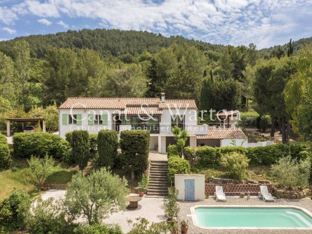 Maison vente à Arrondissement de Toulon, La Cadière-d'azur