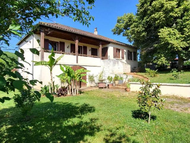 Maison vente à Le Colombier, Bayac