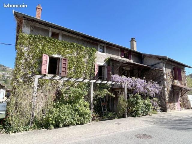 Maison vente à Tournon-sur-Rhône, Lamastre