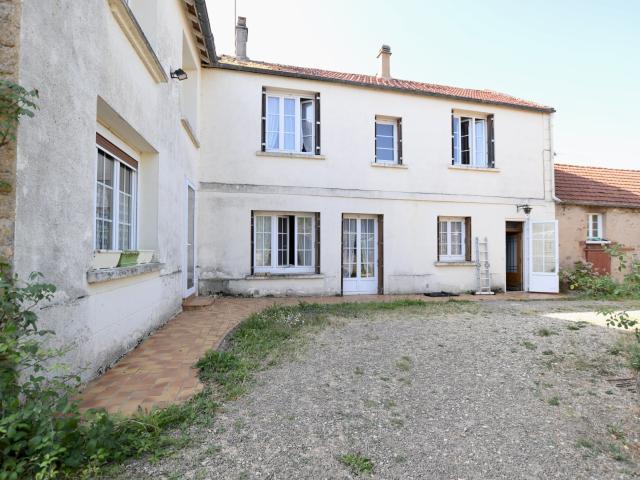 Maison vente à Avallon, Guillon