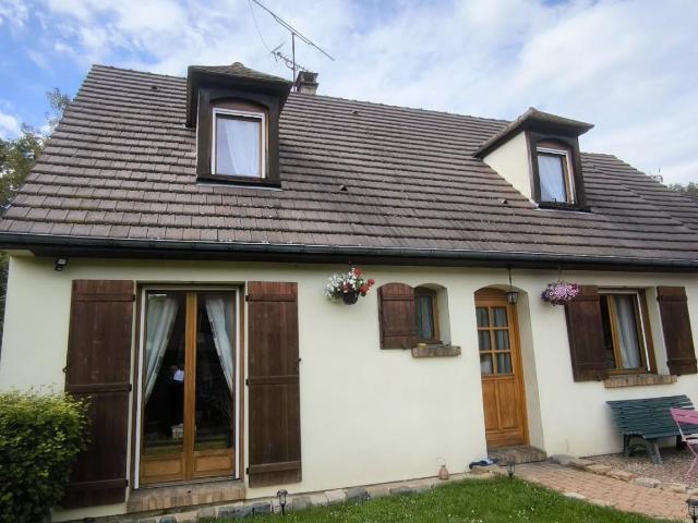 Maison vente à Senlis, Mello